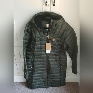Fjällräven Dark Green Puffer Coat